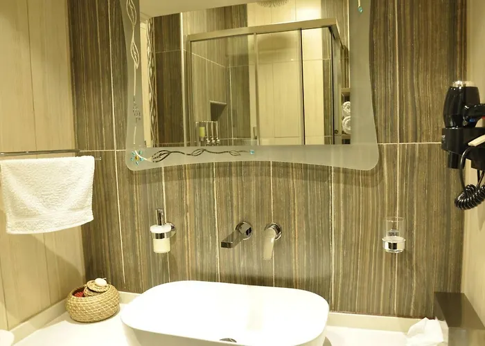 Agias Sofias Street Luxurious Selanik