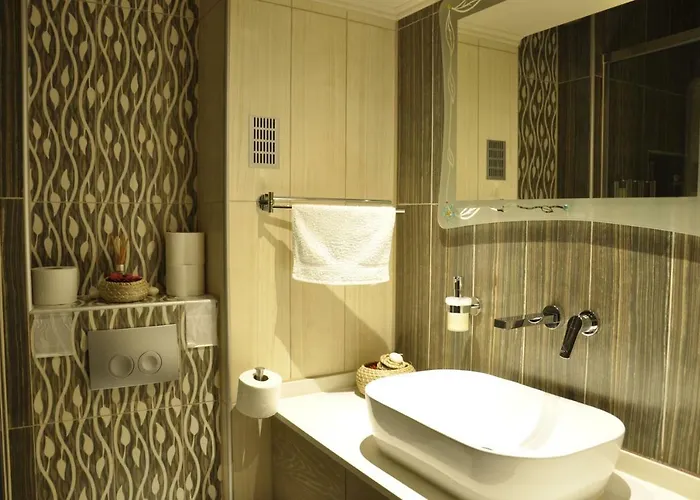 Agias Sofias Street Luxurious Daire *