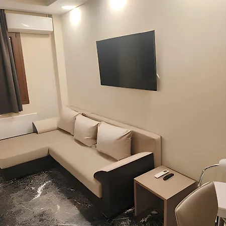 דירה Agias Sofias Street Luxurious סלוניקי