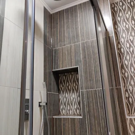 Agias Sofias Street Luxurious * Салоники