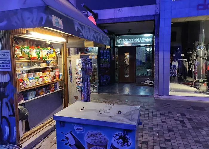 Agias Sofias Street Luxurious 公寓