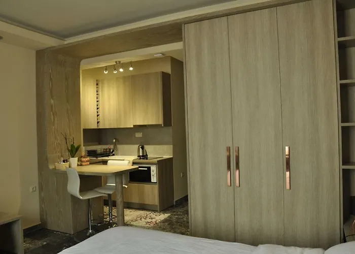 Apartamento Agias Sofias Street Luxurious