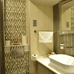 Agias Sofias Street Luxurious Selanik